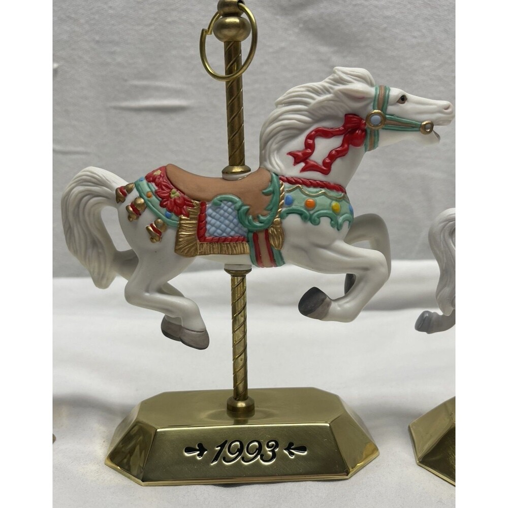 Lot 3 Hallmark Mini Carousel Christmas Horses Ornaments 1992 1993 1995 Christmas - Picture 4 of 13